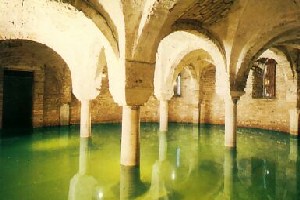 Xtrallusion offers characteristic Bed and Breakfast, B&B, Guest House, Hotel, Albergo and Country Lodge accommodation in Italy. Plus independent self-guided Walking, Adventure, Activity, Skiing and Paragliding Holiday itineraries on the Italian Rivieras, in the Italian Lakes, in the Italian Alps and in some of the most beautiful corners of Italy.